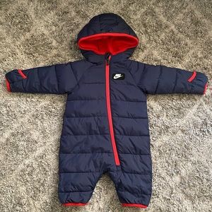 Infant Nike cold weather snow suit. NWOT